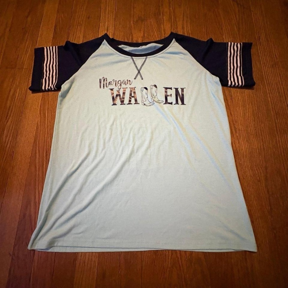 Morgan Wallen T-Shirt XL Light Blue Navy Plaid Lettering Boots Country Music‎